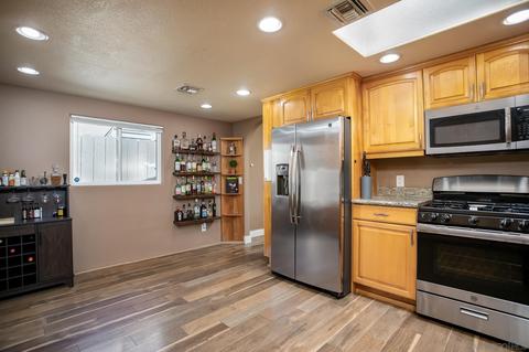 9853 Ivanho St, Spring Valley, CA 91977 photo 15