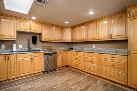 9853 Ivanho St, Spring Valley, CA 91977 photo 17