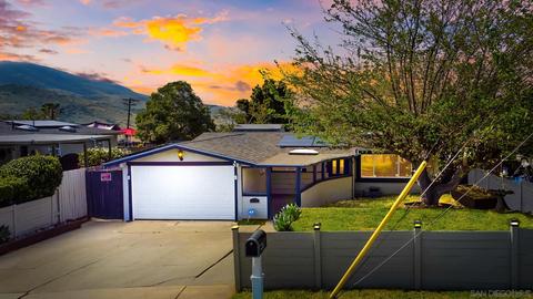 9853 Ivanho St, Spring Valley, CA 91977