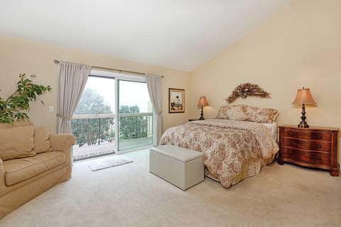 6547 Caminito Catalan, La Jolla, CA 92037 photo 13