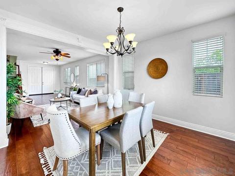 1095 Greenway Rd, Oceanside, CA 92057 photo 7