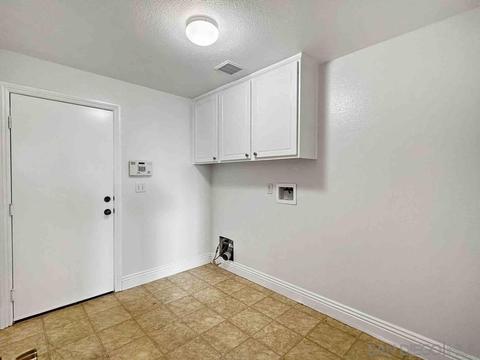 1095 Greenway Rd, Oceanside, CA 92057 photo 18