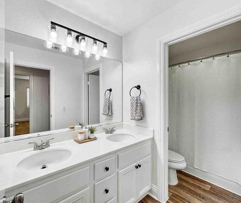 1095 Greenway Rd, Oceanside, CA 92057 photo 24