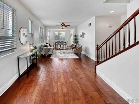 1095 Greenway Rd, Oceanside, CA 92057 photo 4