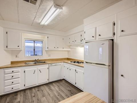 104 Havenview Ln, Oceanside, CA 92058