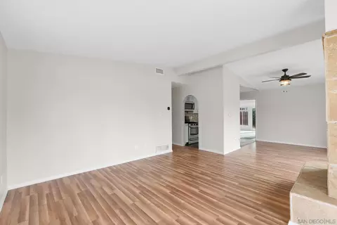 949 Gray Dr, El Cajon, CA 92020 photo 9