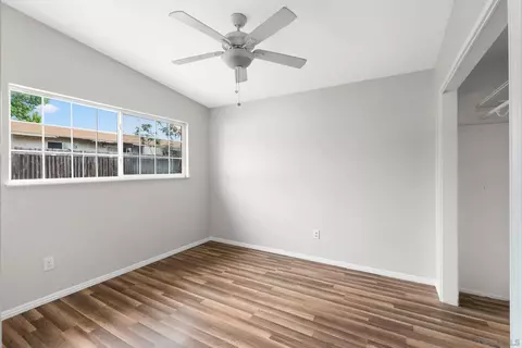 949 Gray Dr, El Cajon, CA 92020 photo 18