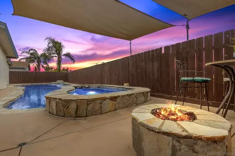 10240 Baroness Ave, San Diego, CA 92126