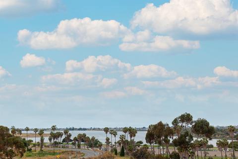 2727 Morena Blvd #303, San Diego, CA 92117