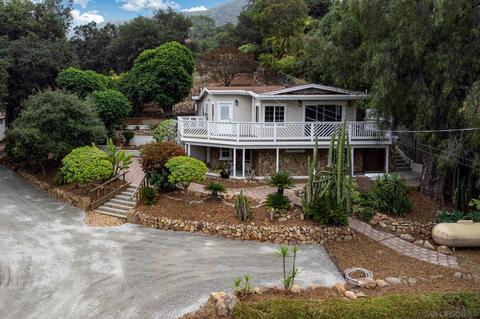 402 Silverbrook Dr, El Cajon, CA 92019
