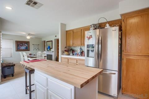 498 Shadow Tree Dr, Oceanside, CA 92058 photo 16
