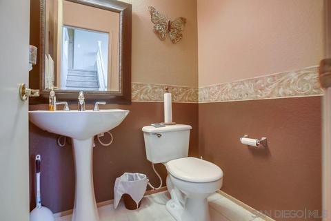 498 Shadow Tree Dr, Oceanside, CA 92058 photo 17