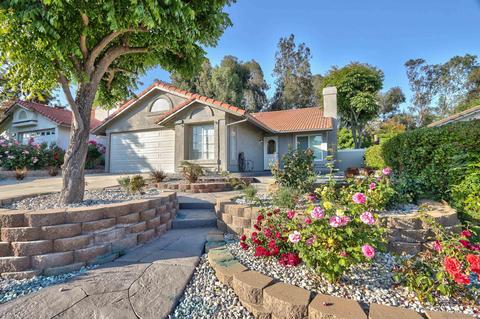24450 Leafwood Dr, Murrieta, CA 92562
