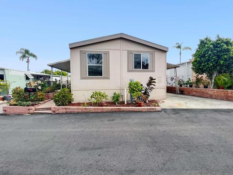 245 W Bobier Dr #SPC 62, Vista, CA 92083