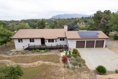19108 Paradise Mountain Rd, Valley Center, CA 92082
