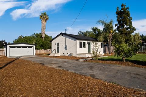 2047 Goodwin Dr, Vista, CA 92084 photo 11