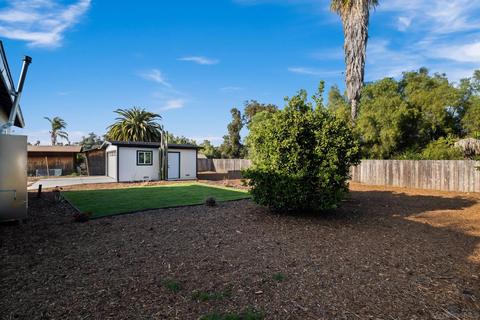 2047 Goodwin Dr, Vista, CA 92084 photo 14