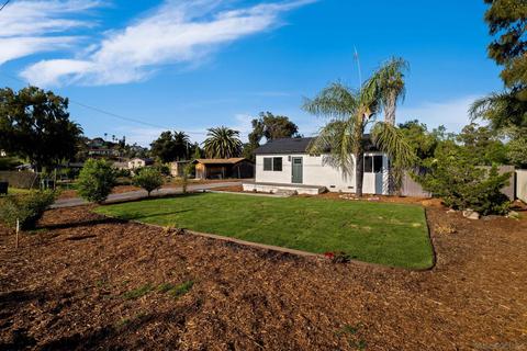 2047 Goodwin Dr, Vista, CA 92084 photo 10
