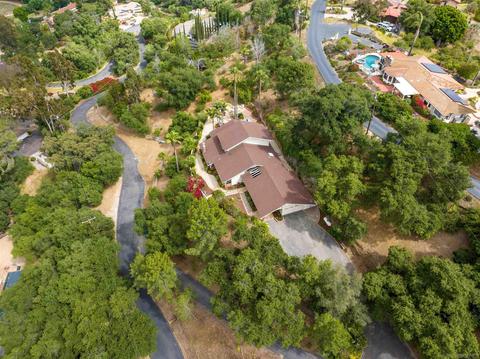 3061 Skycrest Dr, Fallbrook, CA 92028