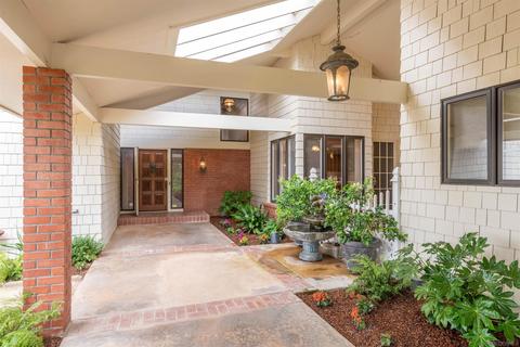 3061 Skycrest Dr, Fallbrook, CA 92028 photo 5