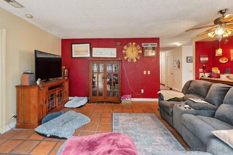 894 Coldstream Dr, El Cajon, CA 92020 photo 10