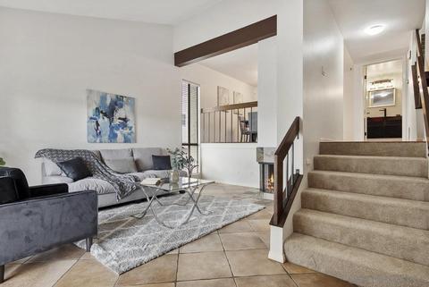 6787 Caminito Del Greco, San Diego, CA 92120