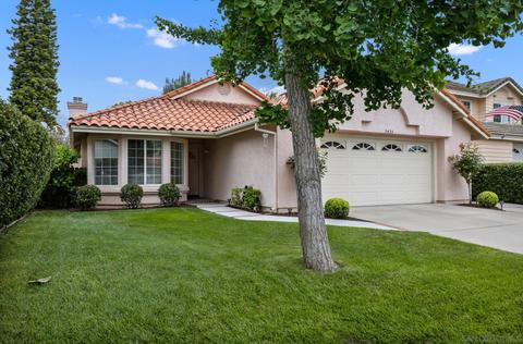 5455 Loganberry Way, Oceanside, CA 92057 photo 2