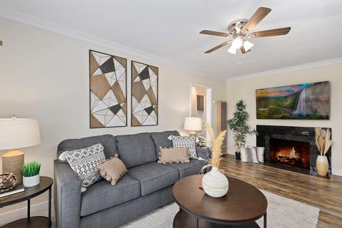 241 E St, Chula Vista, CA 91910 photo 5