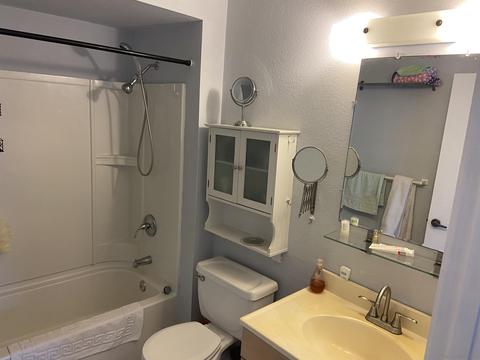 8016 Caminito Mallorca, La Jolla, CA 92037 photo 11