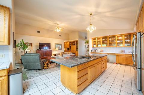 1692 Pepper Ct, El Centro, CA 92243 photo 11