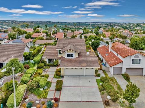 6427 La Garza Ct, Carlsbad, CA 92009