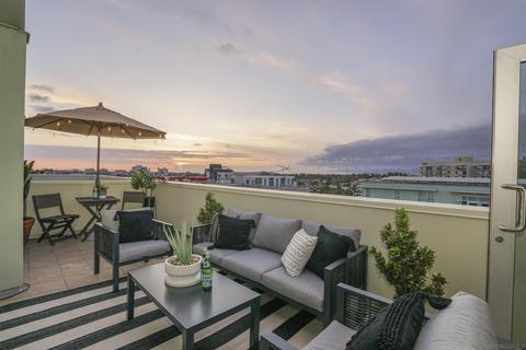 3812 Park Blvd #608, San Diego, CA 92103