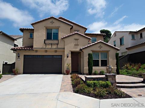 309 Adobe Estates Dr, Vista, CA 92083