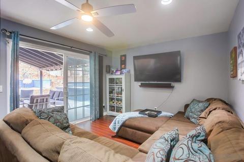 2348 Autumn Dr, Oceanside, CA 92056 photo 7