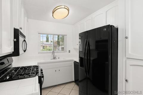 10025 Pinewood Vw, Santee, CA 92071 photo 10
