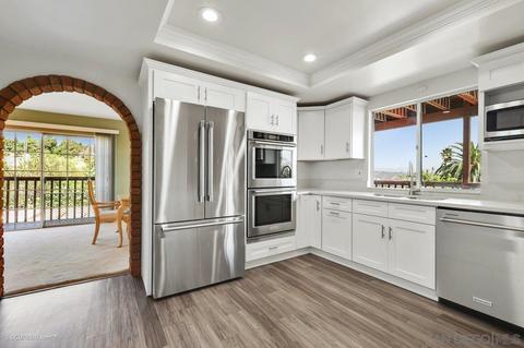 301 Tan Bob Ln, Escondido, CA 92029 photo 6
