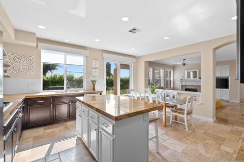 6573 Bluebonnet Dr, Carlsbad, CA 92011 photo 12