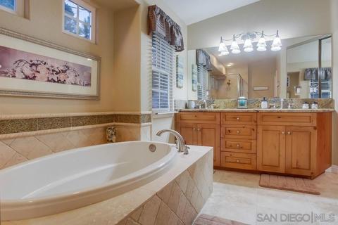 10218 Canyon Dr, Escondido, CA 92026 photo 27