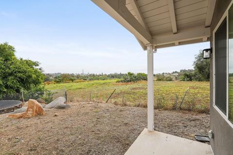 1114 Hackamore Rd, Vista, CA 92083 photo 20