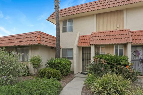 1681 Rue De Valle, San Marcos, CA 92078