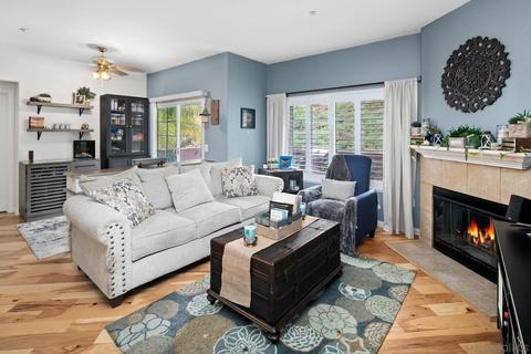 2715 Lake Pointe Dr #221, Spring Valley, CA 91977