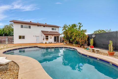 743 Beacon Dr, San Diego, CA 92114