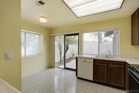 10346 Rochelle Ave, Santee, CA 92071 photo 7
