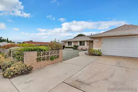 9677 Lutheran Way, Santee, CA 92071 photo 2
