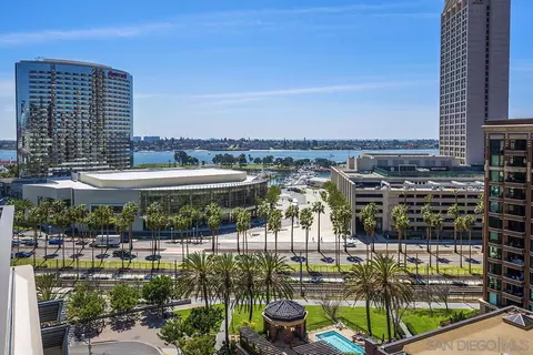 550 Front St #1006, San Diego, CA 92101