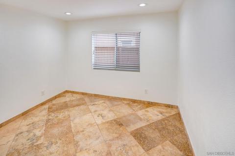 4318 Meadow Spring Way, Oceanside, CA 92057 photo 9