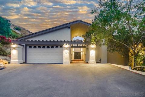 1508 Merritt Dr, El Cajon, CA 92020
