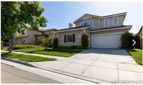 32373 Whispering Willow Dr, Lake Elsinore, CA 92532