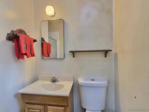 334 Fiesta Ln, El Cajon, CA 92019 photo 25