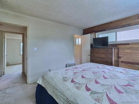334 Fiesta Ln, El Cajon, CA 92019 photo 24